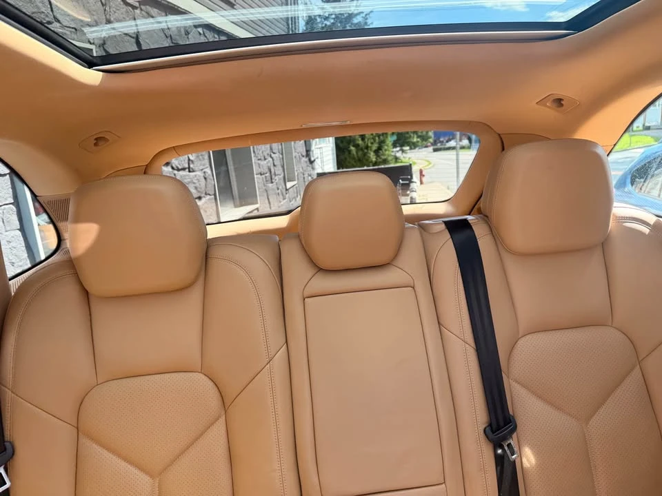 2016 Porsche 958 Cayenne S - Image 18 of 20