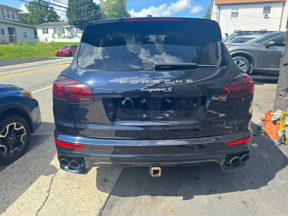2016 Porsche 958 Cayenne S - Image 5 of 12