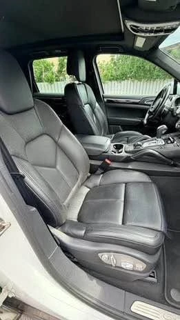 2016 Porsche 958 Cayenne S - Image 6 of 8
