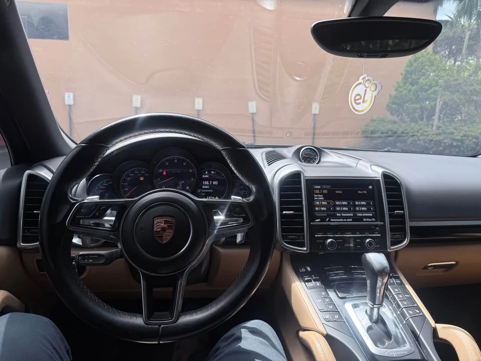2016 Porsche 958 Cayenne S - Image 7 of 8