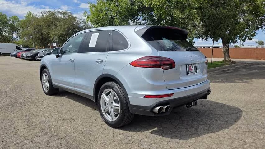2016 Porsche 958 Cayenne S - Image 10 of 13