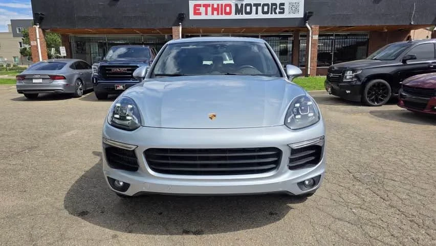 2016 Porsche 958 Cayenne S - Image 2 of 13