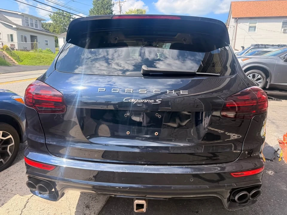 2016 Porsche 958 Cayenne S - Image 5 of 19