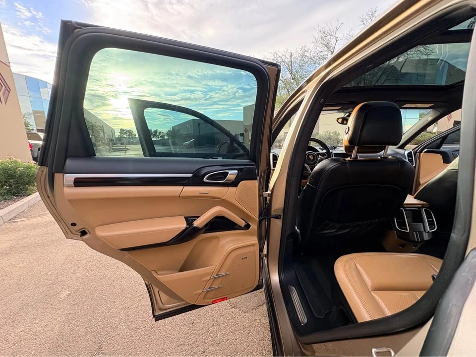 2016 Porsche 958 Cayenne S - Image 11 of 20