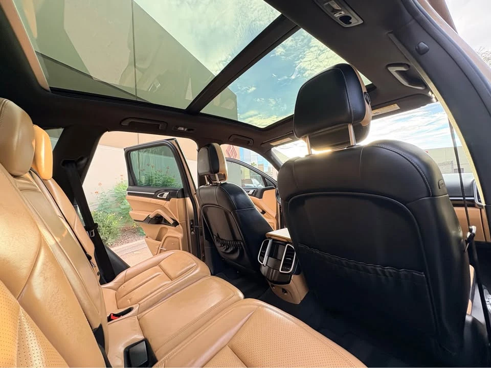 2016 Porsche 958 Cayenne S - Image 17 of 20