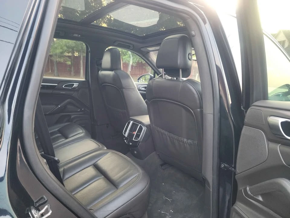 2016 Porsche 958 Cayenne S - Image 15 of 18