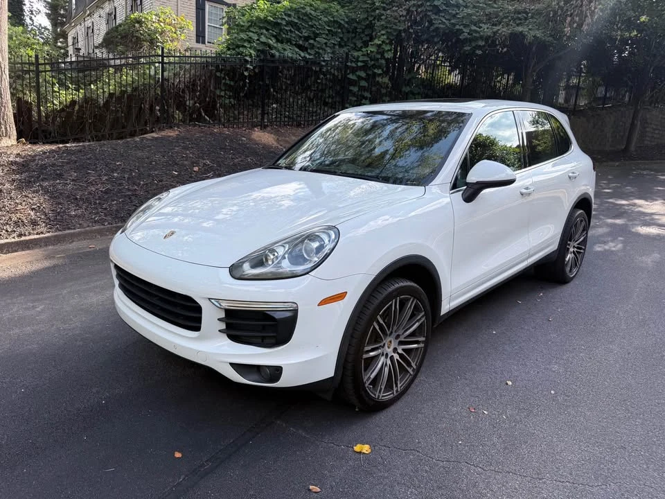 2016 Porsche 958 Cayenne S - Image 2 of 20