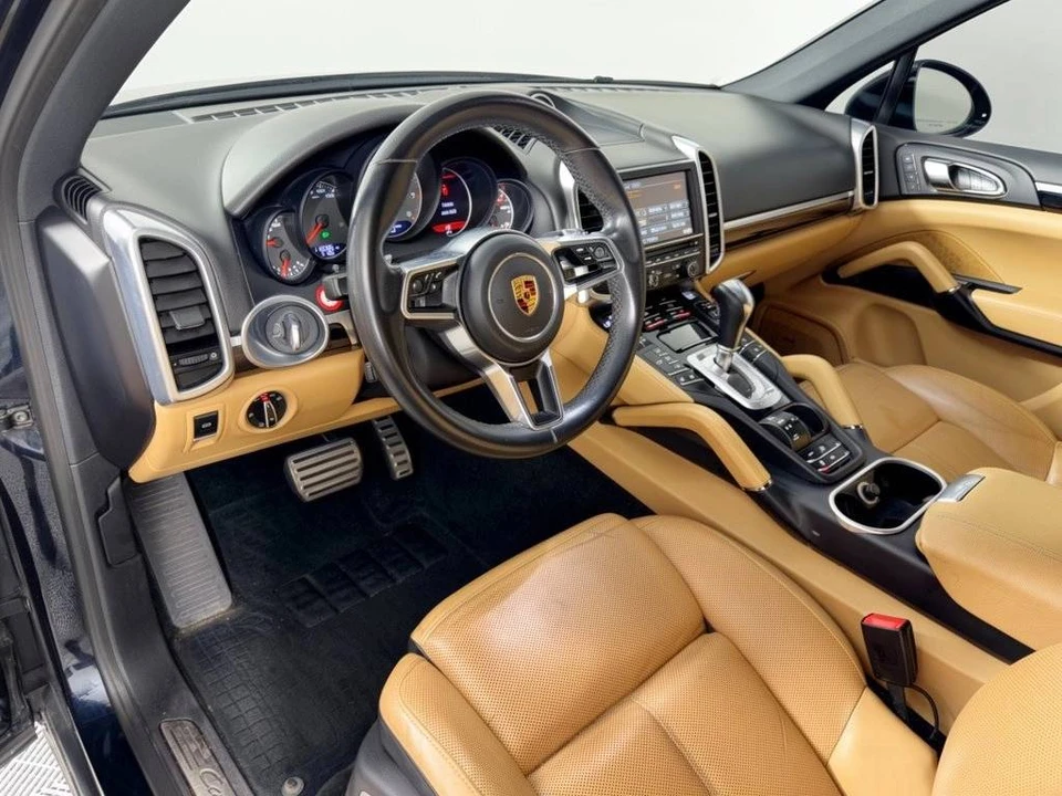 2016 Porsche 958 Cayenne S - Image 4 of 5