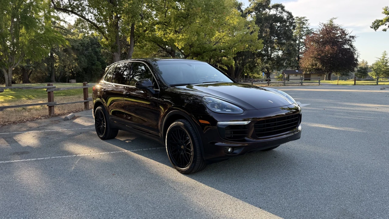 2016 Porsche 958 Cayenne S - Image 12 of 31