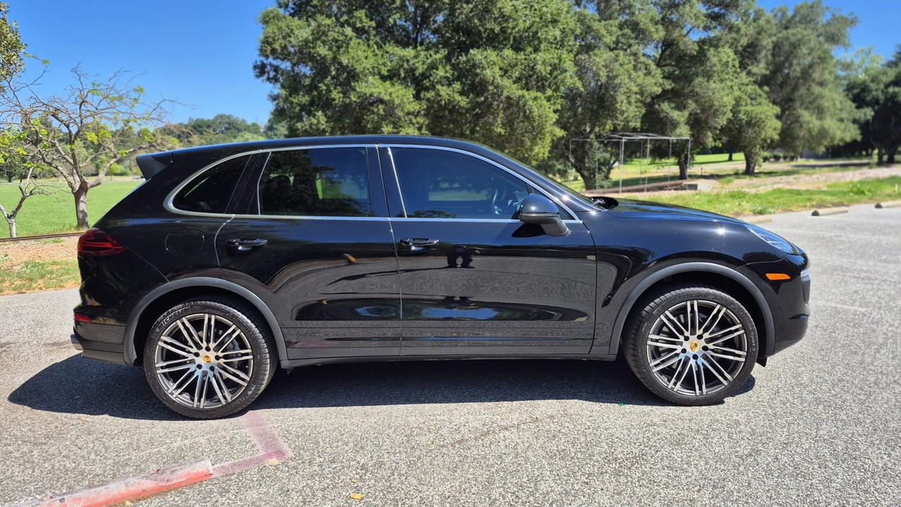 2016 Porsche 958 Cayenne S - Image 31 of 31