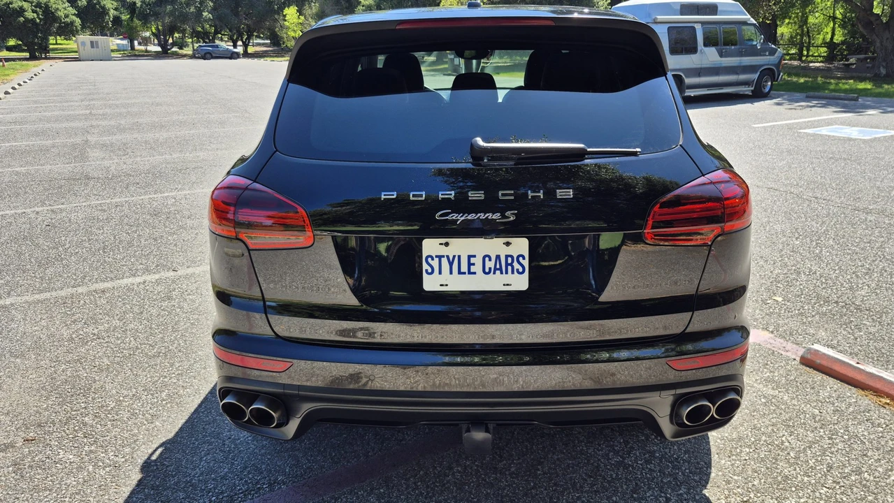 2016 Porsche 958 Cayenne S - Image 22 of 31