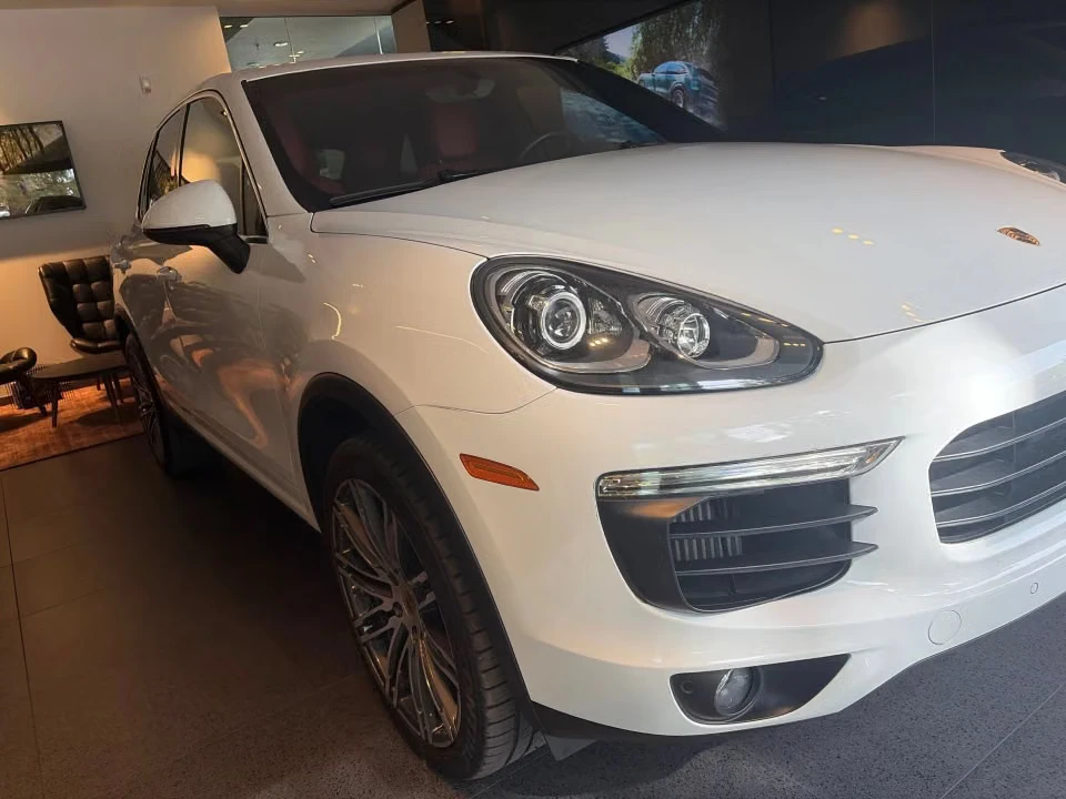 2016 Porsche 958 Cayenne S - Image 19 of 31