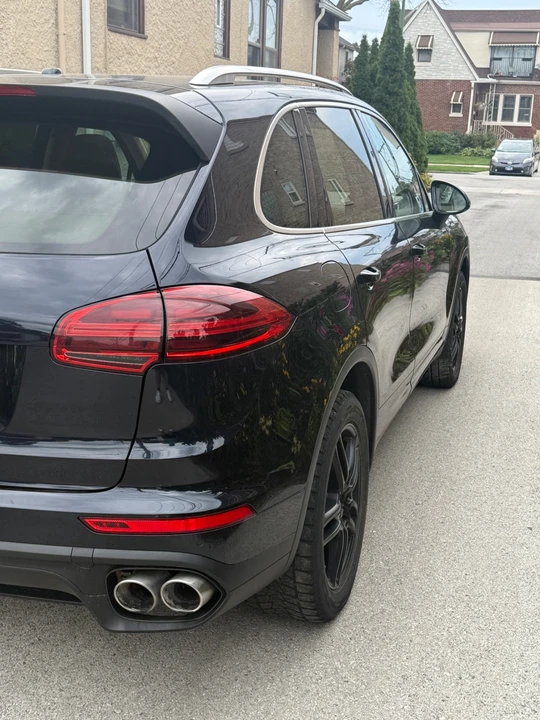 2016 Porsche 958 Cayenne S - Image 7 of 19