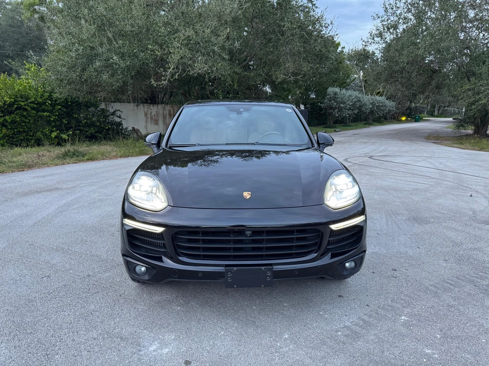 2016 Porsche 958 Cayenne S - Image 6 of 31