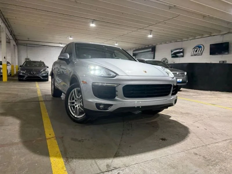 2016 Porsche 958 Cayenne S - Image 6 of 12