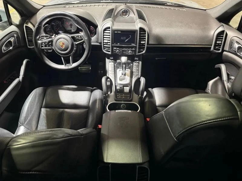 2016 Porsche 958 Cayenne S - Image 8 of 12