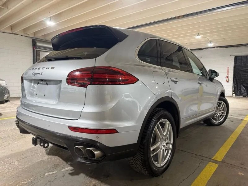2016 Porsche 958 Cayenne S - Image 4 of 12