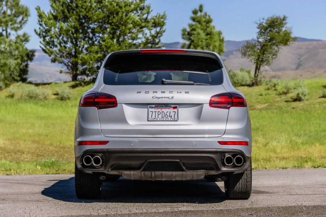 2016 Porsche 958 Cayenne S - Image 7 of 31