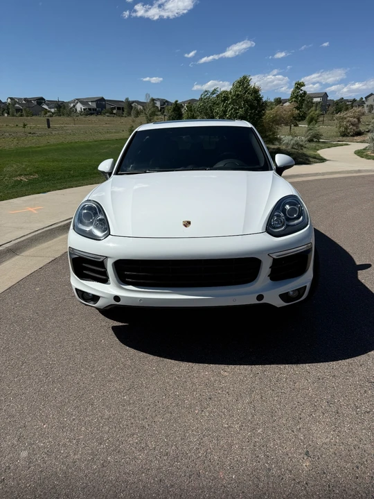 2016 Porsche 958 Cayenne S - Image 2 of 19