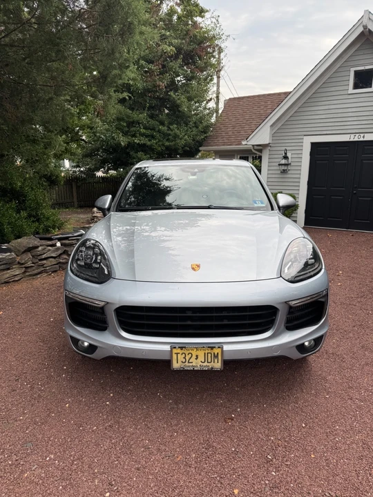 2016 Porsche 958 Cayenne S - Image 5 of 18