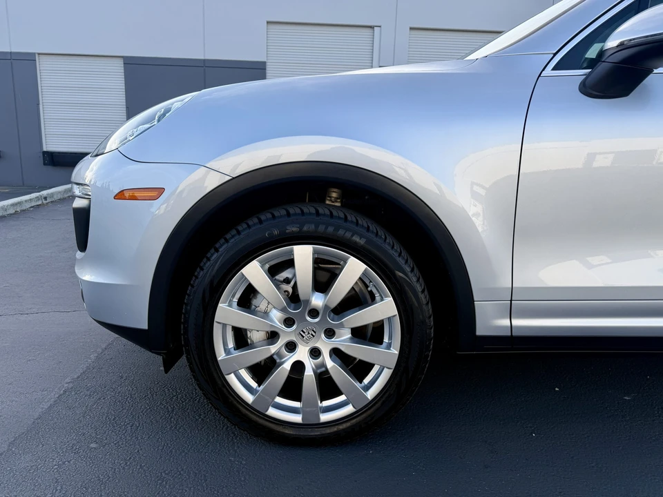 2016 Porsche 958 Cayenne S - Image 21 of 31