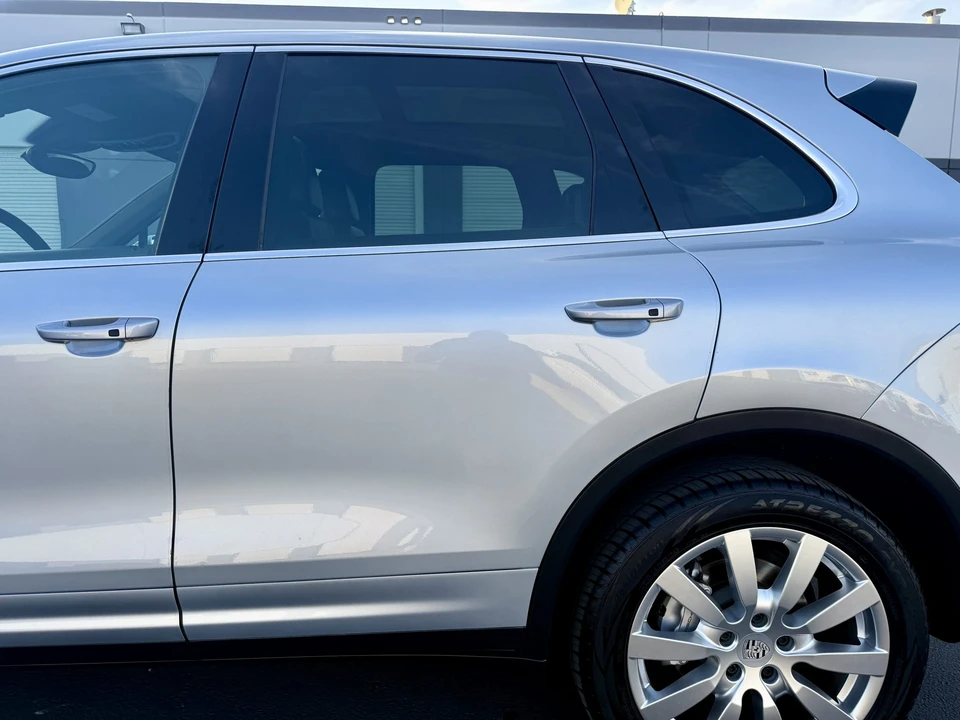 2016 Porsche 958 Cayenne S - Image 28 of 31