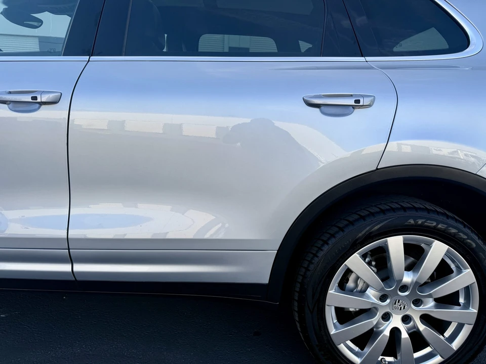 2016 Porsche 958 Cayenne S - Image 29 of 31