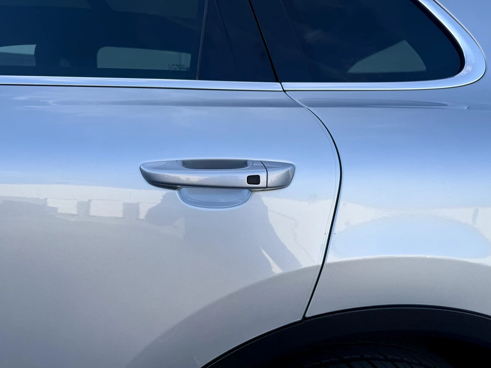 2016 Porsche 958 Cayenne S - Image 30 of 31