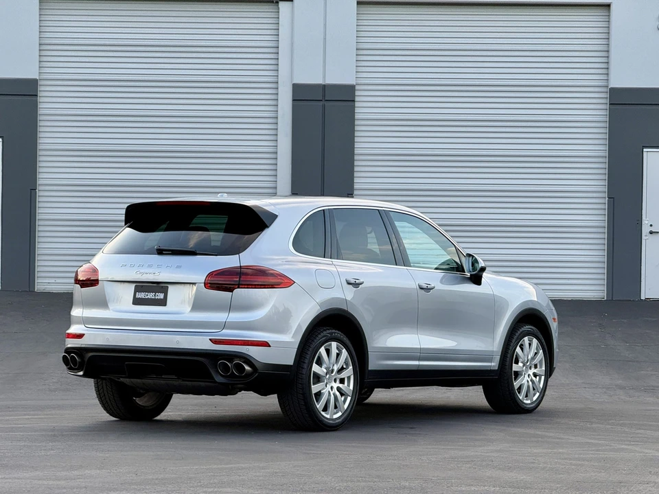 2016 Porsche 958 Cayenne S - Image 11 of 31