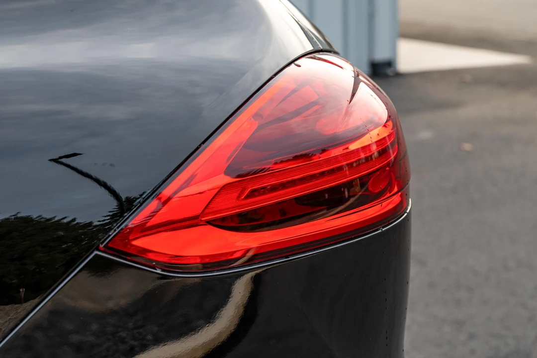 2016 Porsche 958 Cayenne S - Image 13 of 31