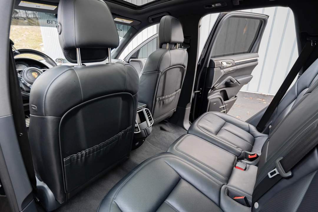 2016 Porsche 958 Cayenne S - Image 30 of 31