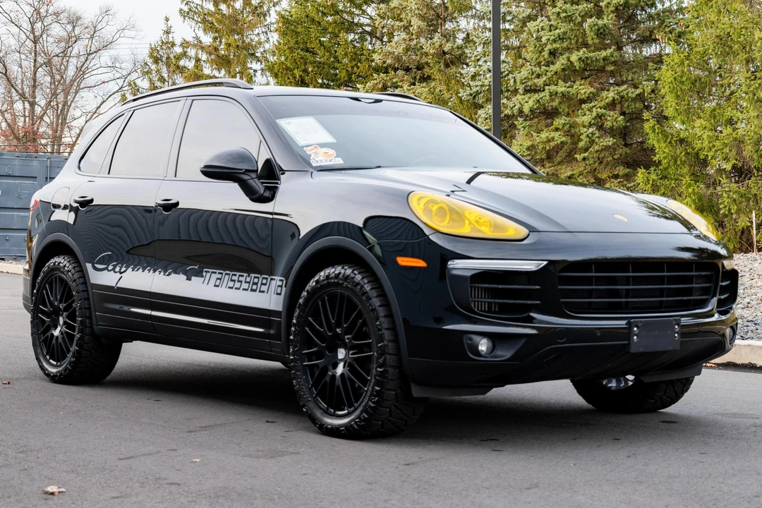 2016 Porsche 958 Cayenne S - Image 8 of 31