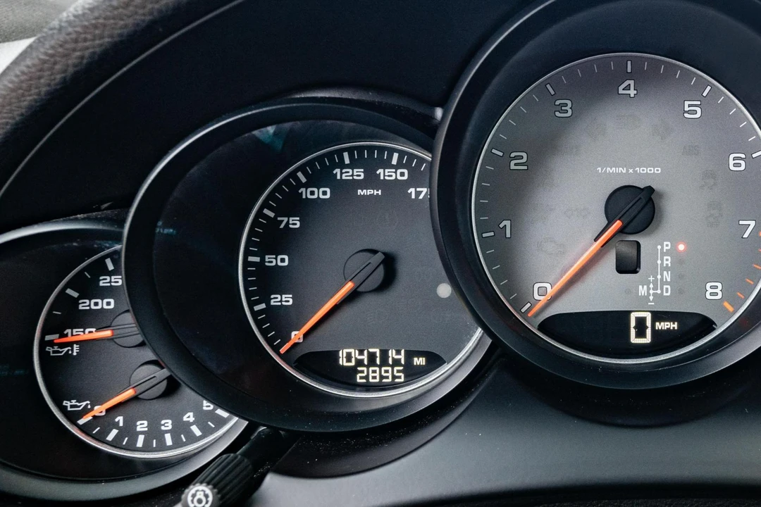 2016 Porsche 958 Cayenne S - Image 27 of 31