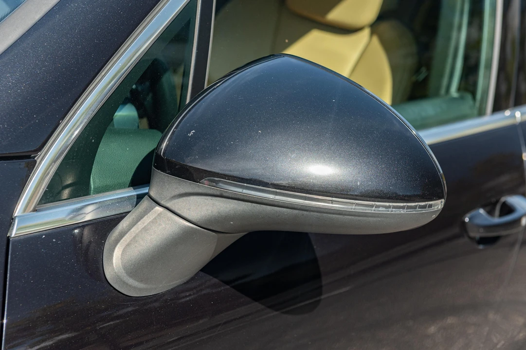 2016 Porsche 958 Cayenne S - Image 16 of 31