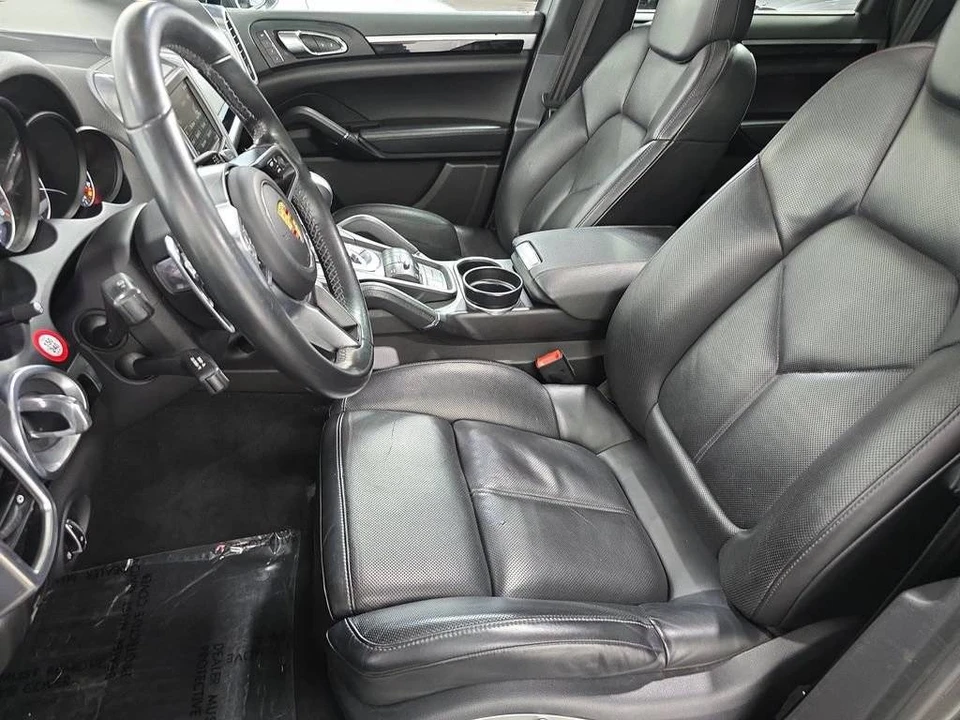 2016 Porsche 958 Cayenne S - Image 5 of 5