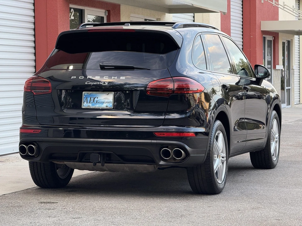 2016 Porsche 958 Cayenne S - Image 14 of 31