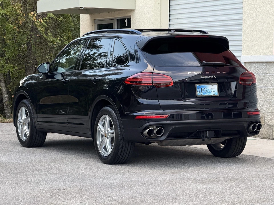 2016 Porsche 958 Cayenne S - Image 11 of 31