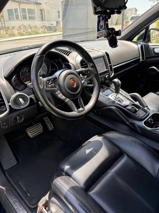 2016 Porsche 958 Cayenne S - Image 6 of 16