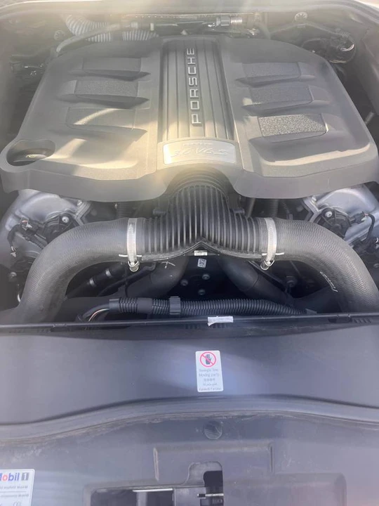 2016 Porsche 958 Cayenne S - Image 2 of 16
