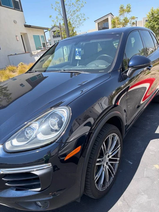 2016 Porsche 958 Cayenne S - Image 8 of 16