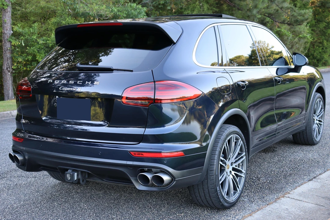 2016 Porsche 958 Cayenne S - Image 4 of 11
