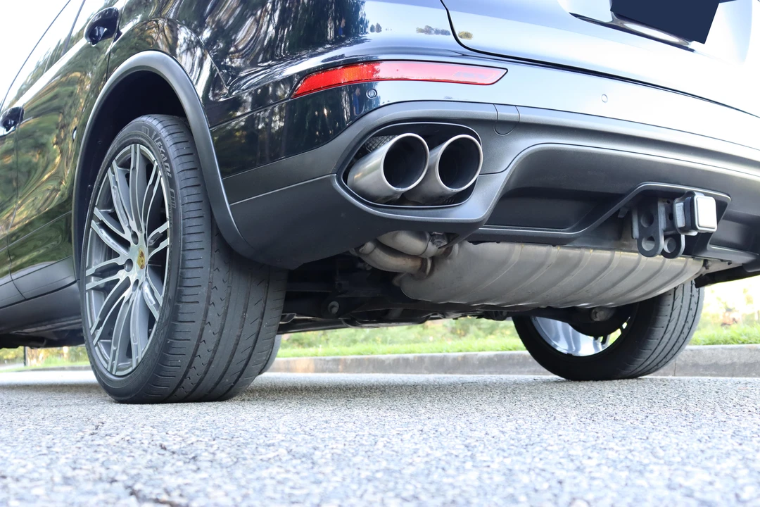 2016 Porsche 958 Cayenne S - Image 9 of 11