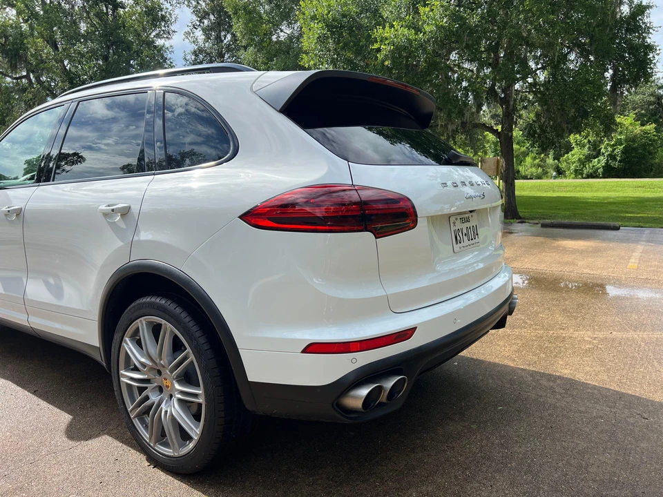 2016 Porsche 958 Cayenne S - Image 21 of 31