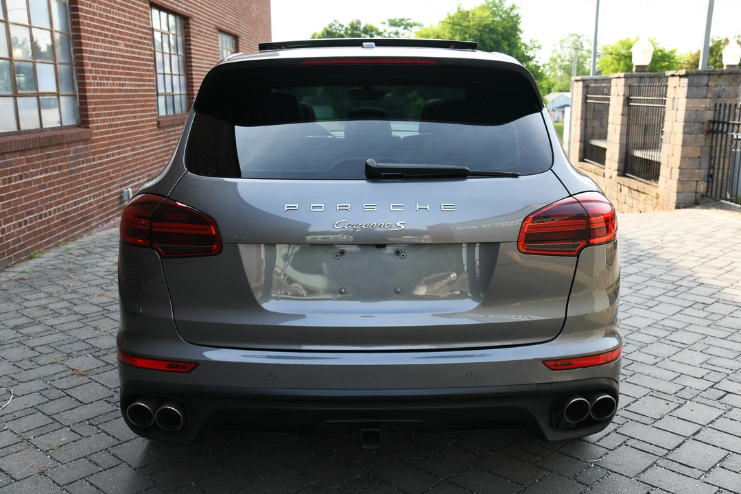 2016 Porsche 958 Cayenne S - Image 28 of 31