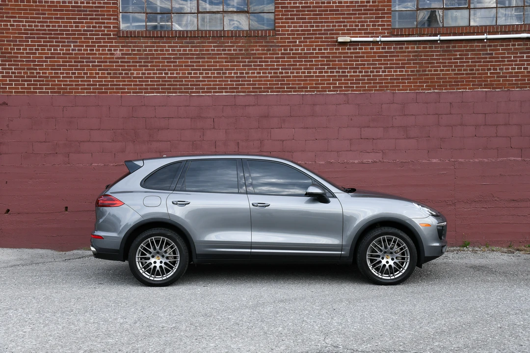 2016 Porsche 958 Cayenne S - Image 19 of 31