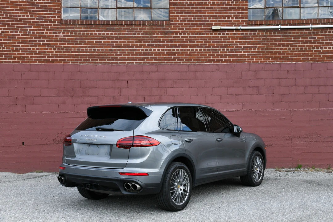 2016 Porsche 958 Cayenne S - Image 22 of 31