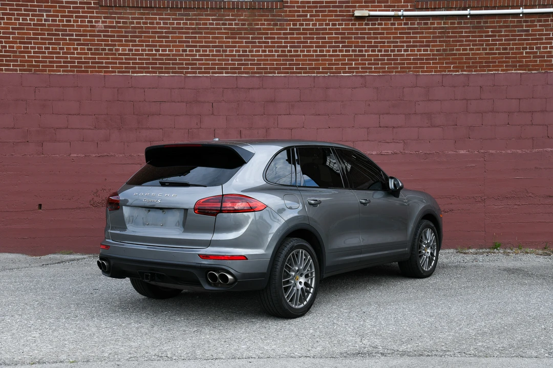 2016 Porsche 958 Cayenne S - Image 23 of 31