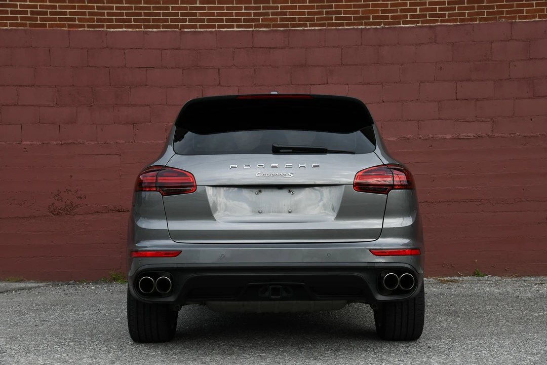 2016 Porsche 958 Cayenne S - Image 25 of 31