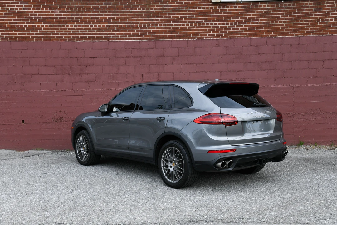 2016 Porsche 958 Cayenne S - Image 30 of 31