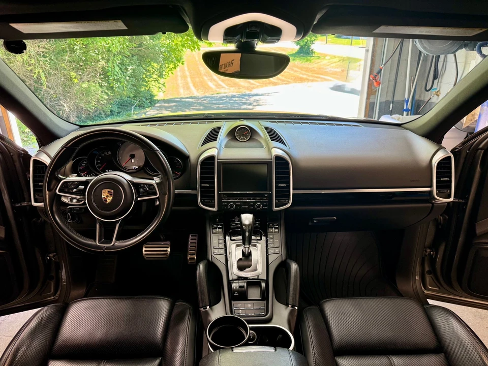 2016 Porsche 958 Cayenne S - Image 6 of 13